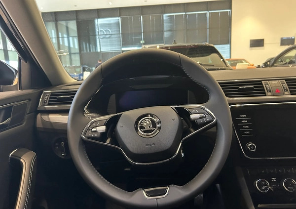 Skoda Superb cena 155190 przebieg: 1, rok produkcji 2023 z Dolsk małe 704